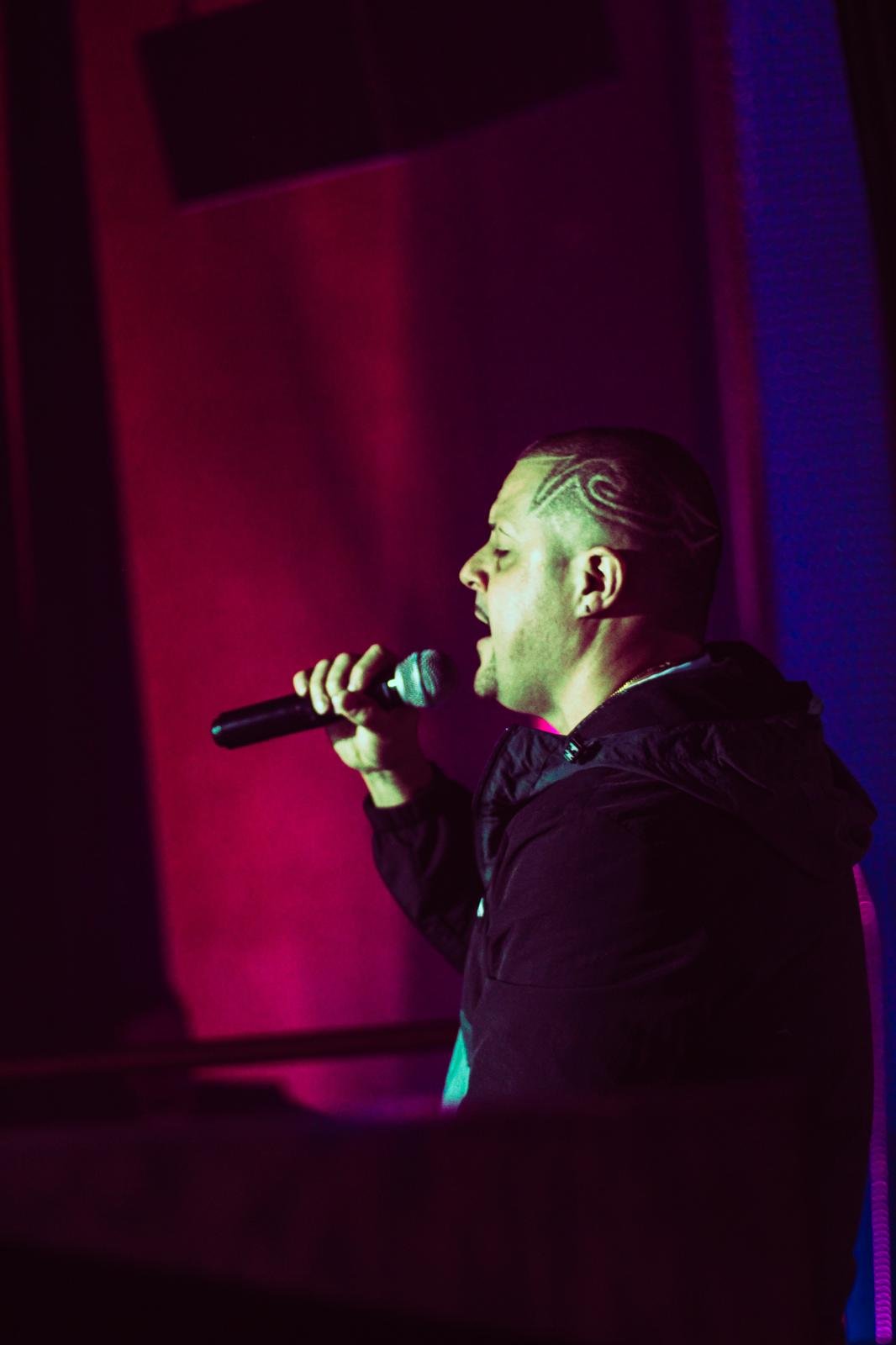 Venom Ruiz en vivo